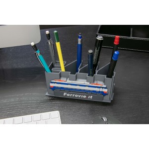 Portapenne da scrivania E.444